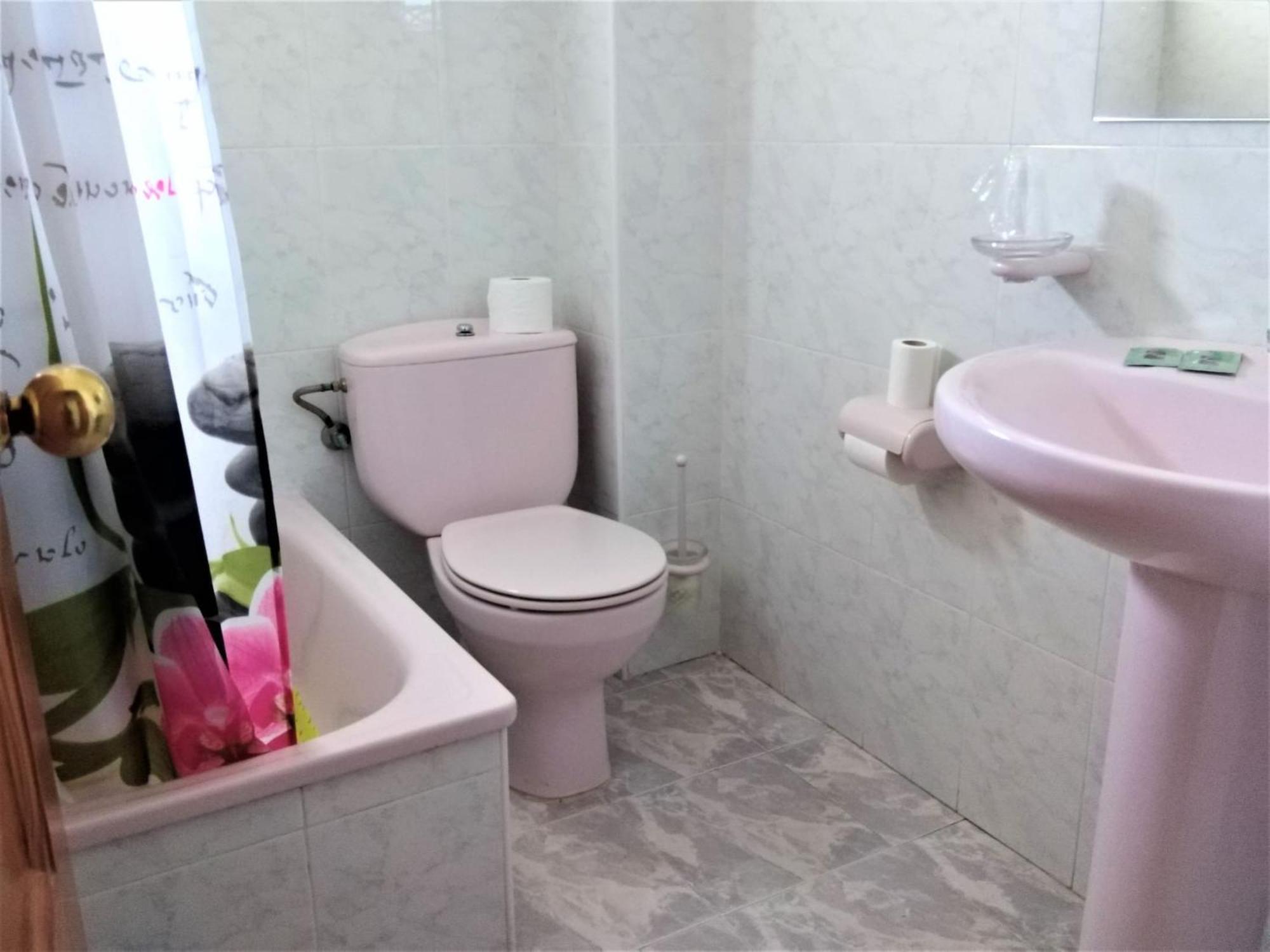 Vacansis Habitaciones De Hostal A Primera Linea De Playa En Кульера Экстерьер фото