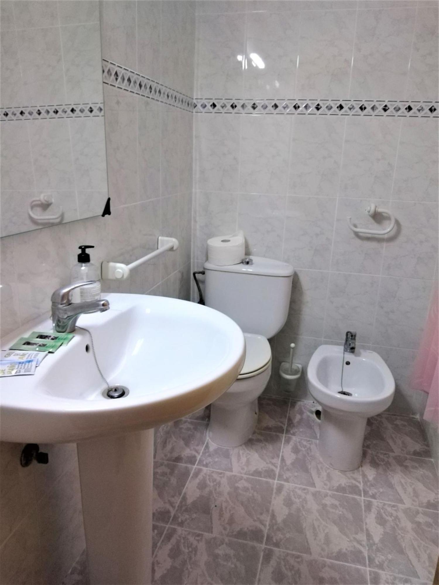 Vacansis Habitaciones De Hostal A Primera Linea De Playa En Кульера Экстерьер фото