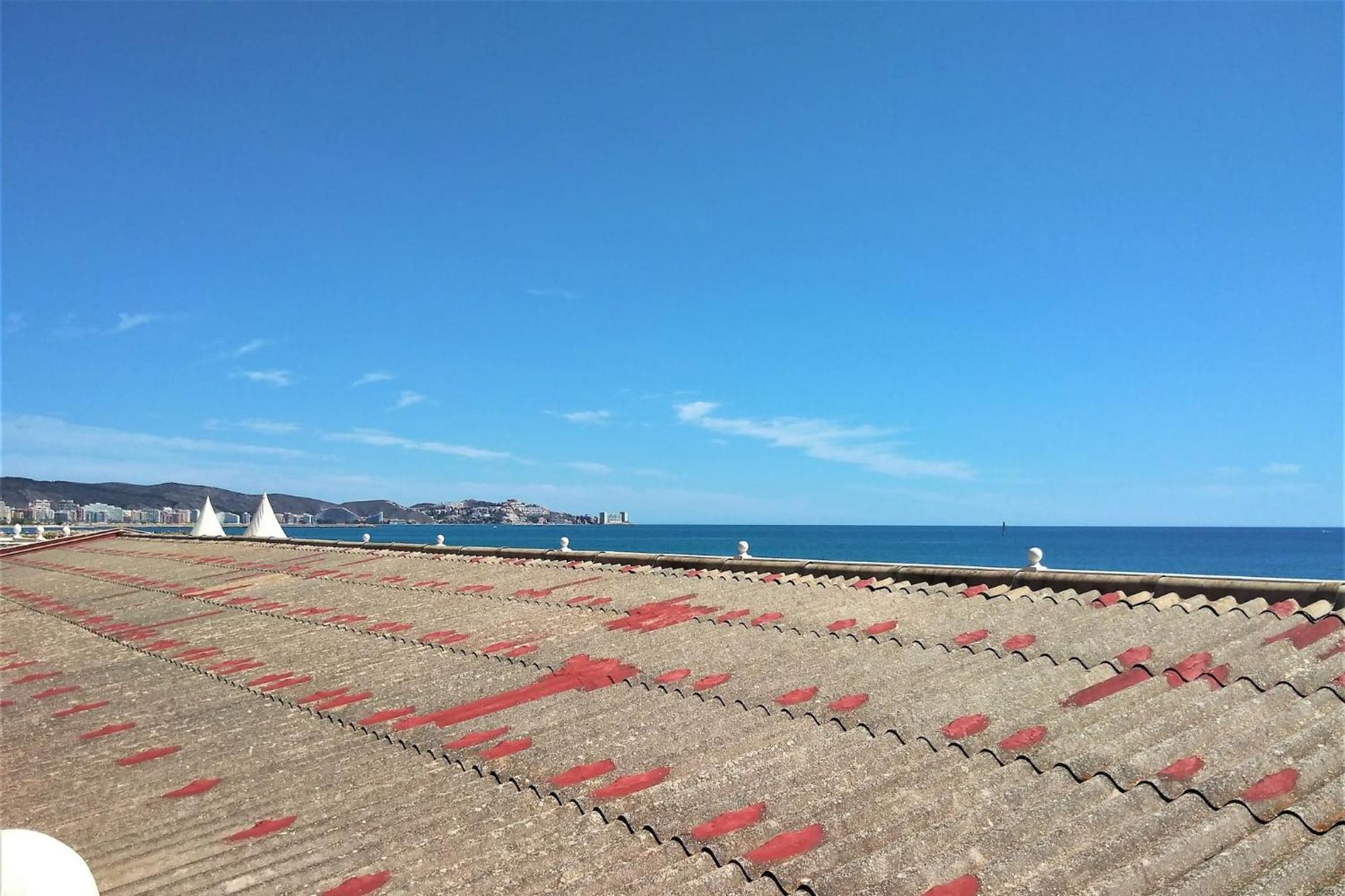 Vacansis Habitaciones De Hostal A Primera Linea De Playa En Кульера Экстерьер фото